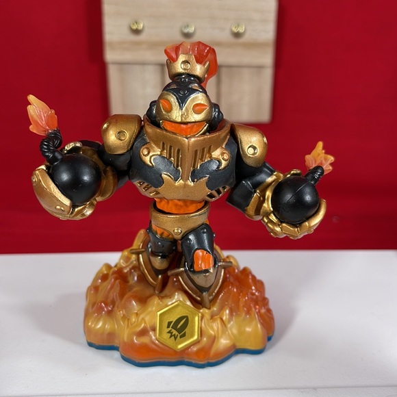 BUNDLE OF SKYLANDERS “SWAP FORCE TEAM” Action Characters - Picture 4 of 17